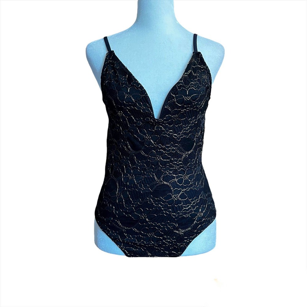 Amuse Society Azalea Black And Gold Lace Backless Bodysuit (Size: M)